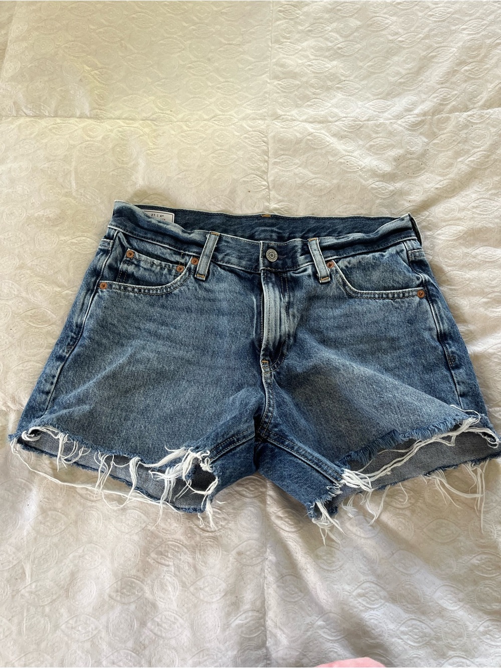 Classic Blue Denim Jean Women's Shorts 4 in low rise stride size 27/4